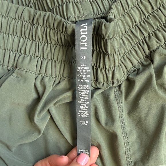 Vuori Villa Joggers - Picture 3 of 4